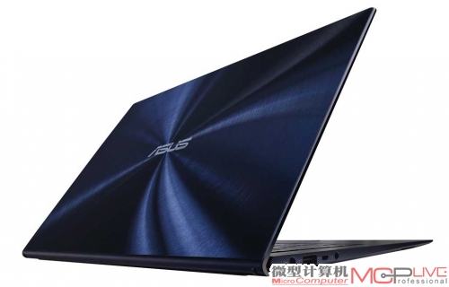 华硕 Zenbook Infinity